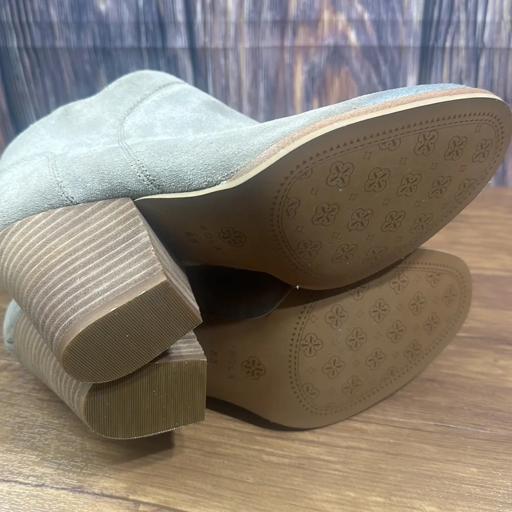 Isola Leandra Stone Suede Booties Tan w/ Silver size 8.5